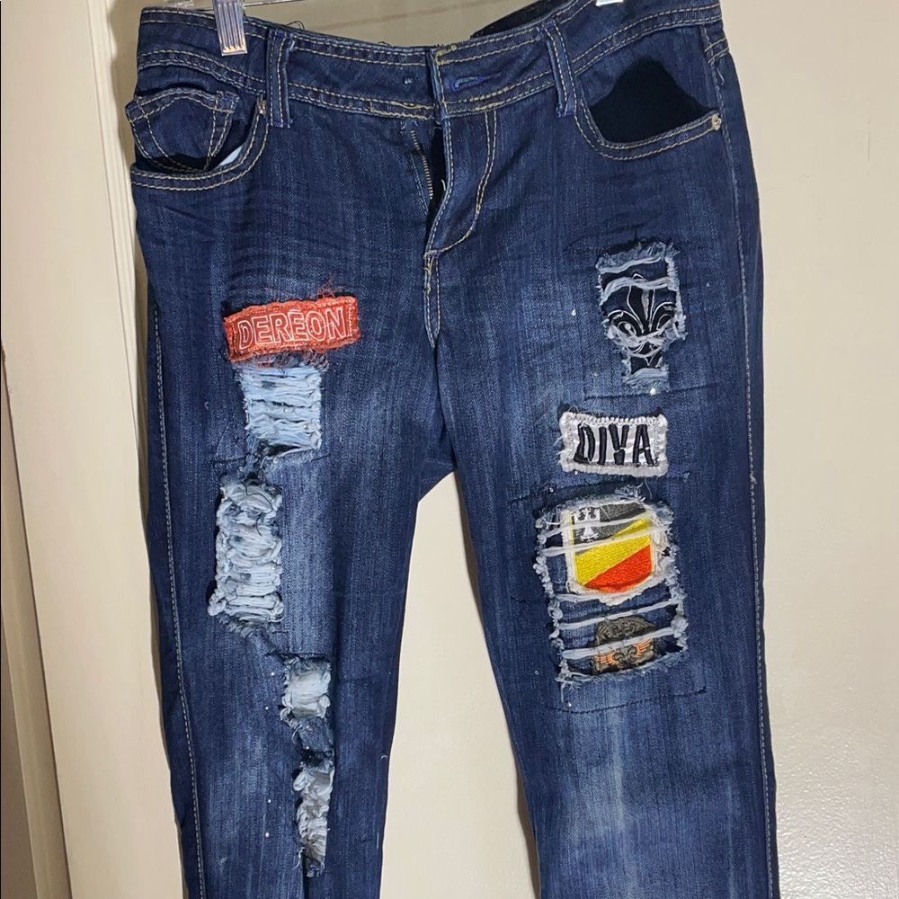 Dereon Blue Distressed Jeans with Colorful Patches